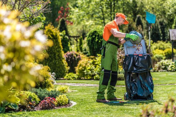 Lawn Cleaning Service in Spokane