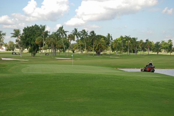 Golf Course Maintenance in Spokane